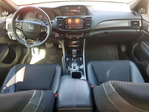1HGCR2F52HA811596 2017 HONDA ACCORD - Image 8