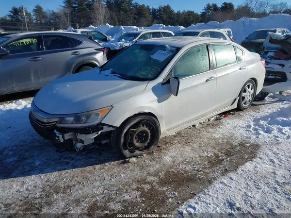 1HGCR2F53GA015695 2016 HONDA ACCORD - Image 2