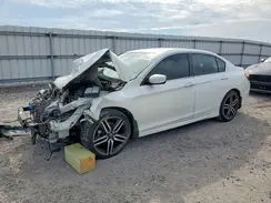 1HGCR2F53GA027894 2016 HONDA ACCORD