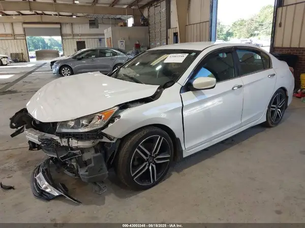 1HGCR2F53GA039978 2016 HONDA ACCORD - Image 2