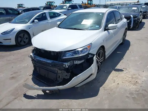 1HGCR2F53GA040094 2016 HONDA ACCORD - Image 2