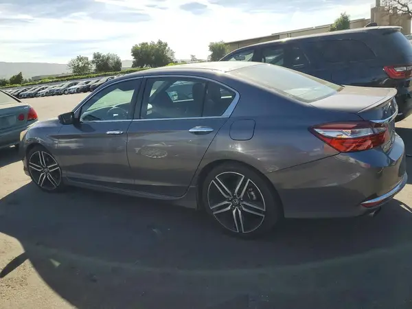1HGCR2F53GA047305 2016 HONDA ACCORD - Image 2