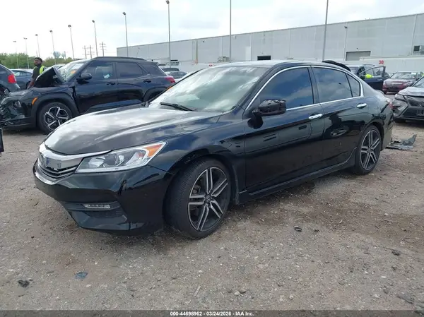 1HGCR2F53GA065268 2016 HONDA ACCORD - Image 2