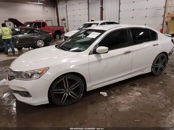 1HGCR2F53GA073709 2016 HONDA ACCORD - Image 2