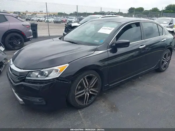 1HGCR2F53GA102786 2016 HONDA ACCORD - Image 2