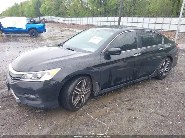 1HGCR2F53GA136873 2016 HONDA ACCORD - Image 2