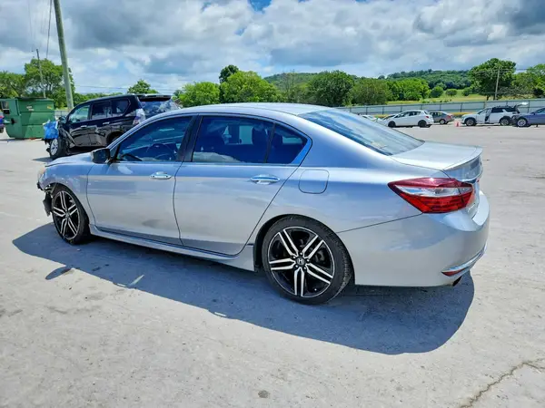 1HGCR2F53GA185068 2016 HONDA ACCORD - Image 2