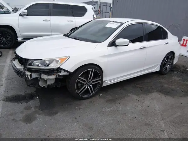 1HGCR2F53GA186494 2016 HONDA ACCORD - Image 2
