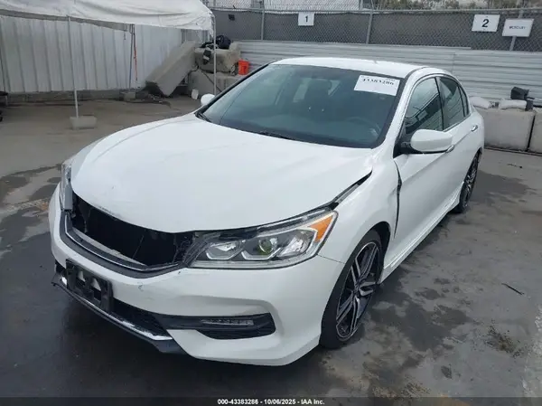 1HGCR2F53GA218604 2016 HONDA ACCORD - Image 2