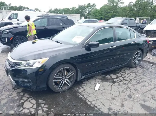 1HGCR2F53GA245477 2016 HONDA ACCORD - Image 2