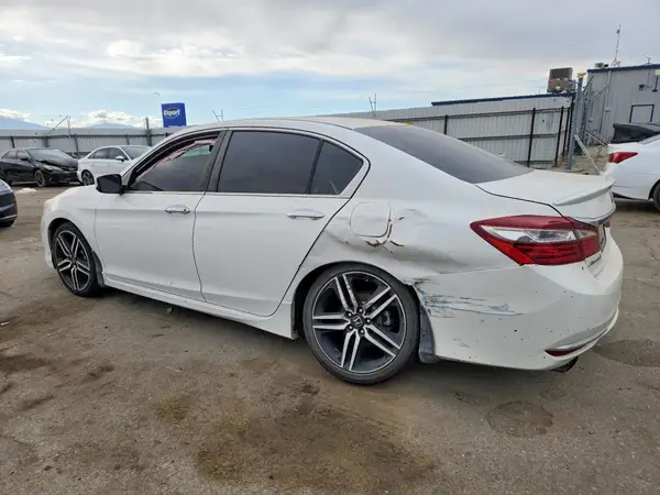 1HGCR2F53HA002995 2017 HONDA ACCORD - Image 2