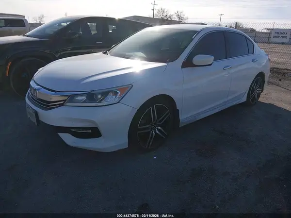 1HGCR2F53HA017237 2017 HONDA ACCORD - Image 2