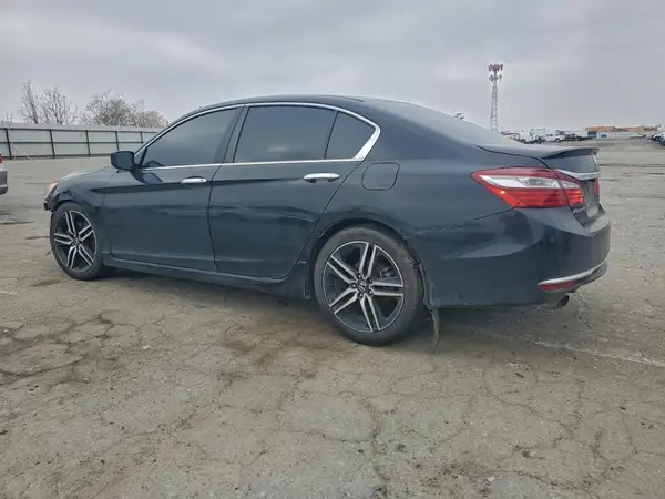 1HGCR2F53HA039237 2017 HONDA ACCORD - Image 2