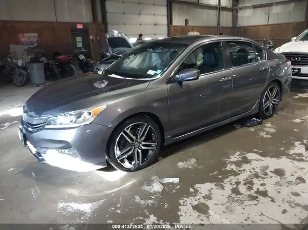 1HGCR2F53HA044311 2017 HONDA ACCORD - Image 2