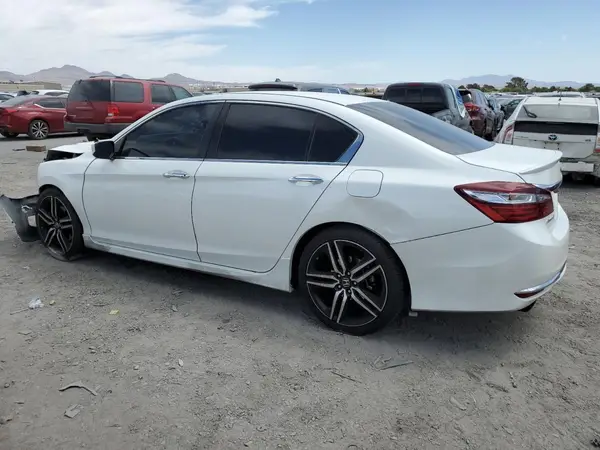 1HGCR2F53HA058399 2017 HONDA ACCORD - Image 2