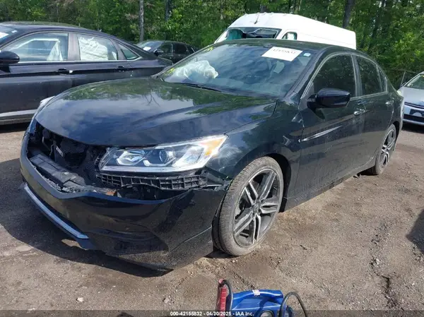 1HGCR2F53HA058645 2017 HONDA ACCORD - Image 2