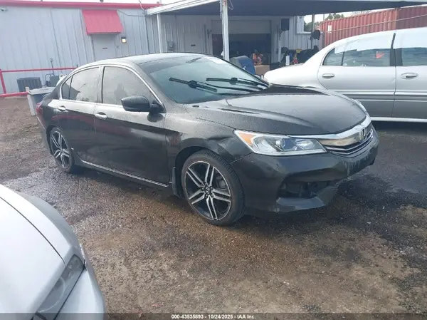 1HGCR2F53HA061688 2017 HONDA ACCORD