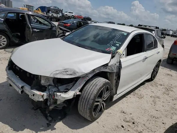 1HGCR2F53HA063795 2017 HONDA ACCORD - Image 1