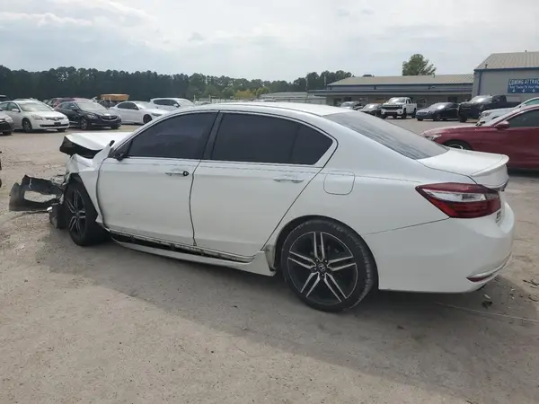 1HGCR2F53HA068463 2017 HONDA ACCORD - Image 2