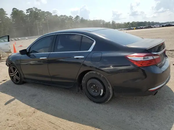 1HGCR2F53HA095677 2017 HONDA ACCORD - Image 2
