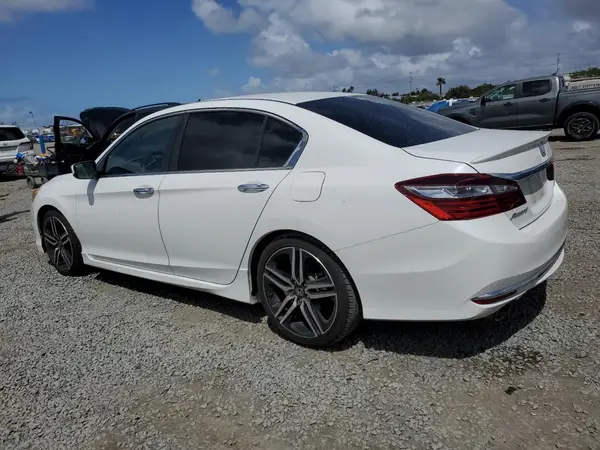 1HGCR2F53HA102367 2017 HONDA ACCORD - Image 2