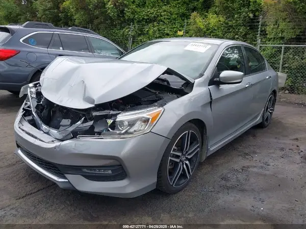 1HGCR2F53HA114079 2017 HONDA ACCORD - Image 2