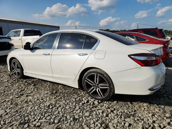 1HGCR2F53HA137457 2017 HONDA ACCORD - Image 2