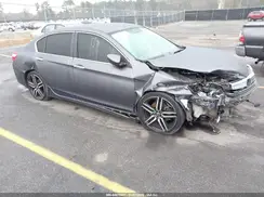 1HGCR2F53HA143419 2017 HONDA ACCORD