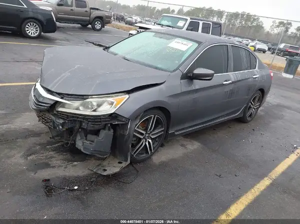 1HGCR2F53HA143419 2017 HONDA ACCORD - Image 2