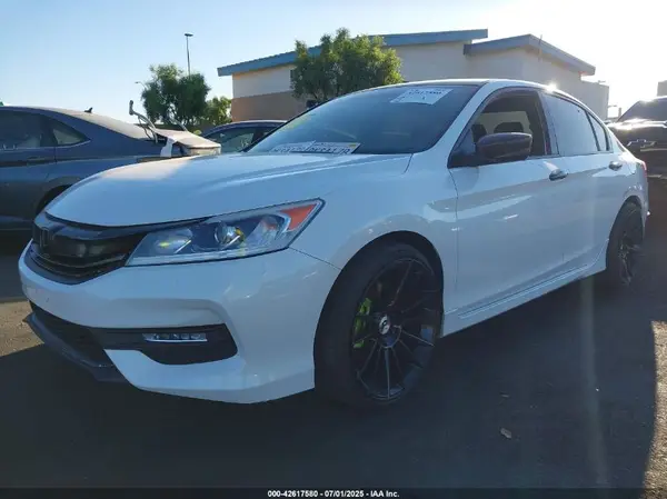 1HGCR2F53HA147986 2017 HONDA ACCORD - Image 2