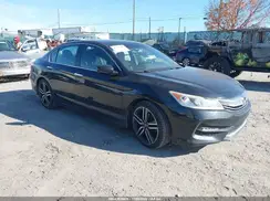 1HGCR2F53HA173732 2017 HONDA ACCORD