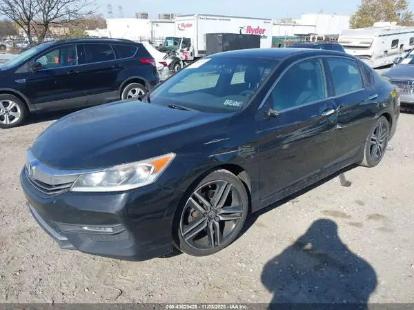1HGCR2F53HA173732 2017 HONDA ACCORD - Image 2