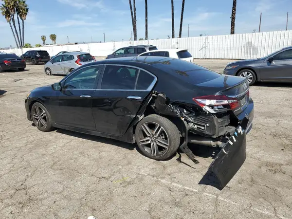 1HGCR2F53HA173939 2017 HONDA ACCORD - Image 2