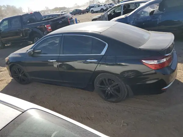 1HGCR2F53HA176209 2017 HONDA ACCORD - Image 2