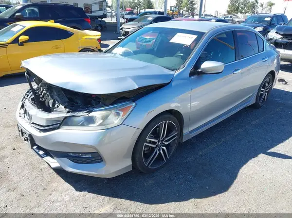 1HGCR2F53HA180793 2017 HONDA ACCORD - Image 2