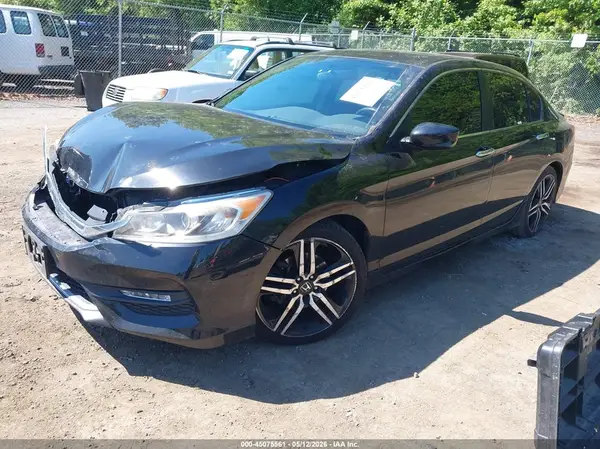 1HGCR2F53HA190269 2017 HONDA ACCORD - Image 2