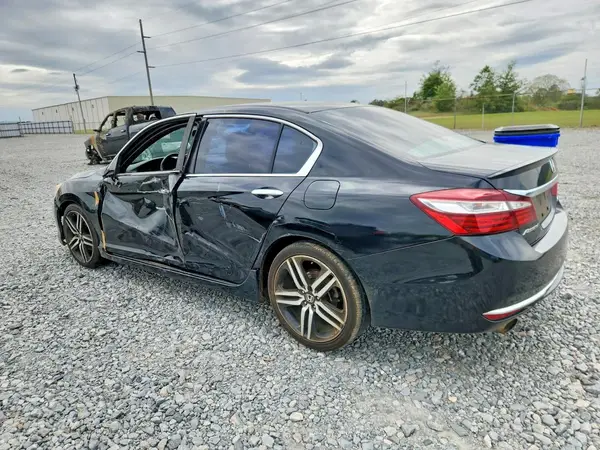 1HGCR2F53HA216806 2017 HONDA ACCORD - Image 2