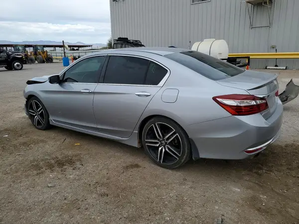 1HGCR2F53HA232813 2017 HONDA ACCORD - Image 2