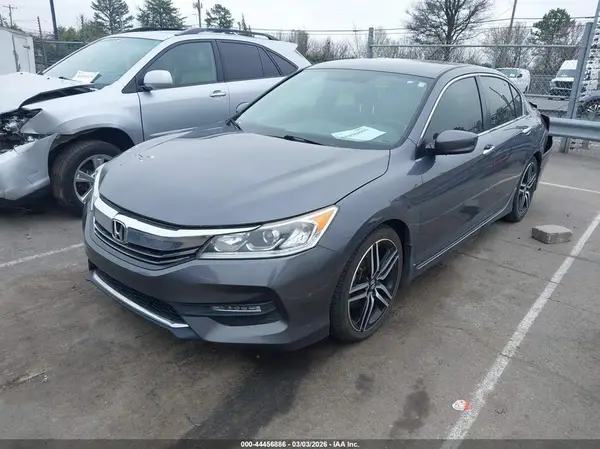 1HGCR2F53HA236750 2017 HONDA ACCORD - Image 2