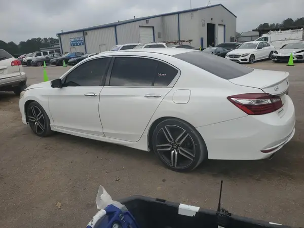 1HGCR2F53HA239230 2017 HONDA ACCORD - Image 2