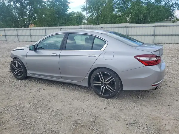 1HGCR2F53HA256965 2017 HONDA ACCORD - Image 2