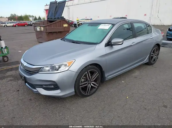 1HGCR2F53HA258487 2017 HONDA ACCORD - Image 2