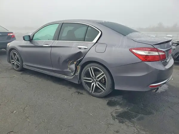 1HGCR2F53HA262880 2017 HONDA ACCORD - Image 2