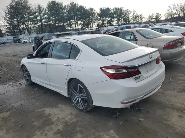 1HGCR2F53HA267058 2017 HONDA ACCORD - Image 2