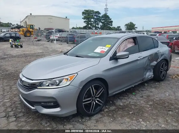 1HGCR2F53HA271708 2017 HONDA ACCORD - Image 2