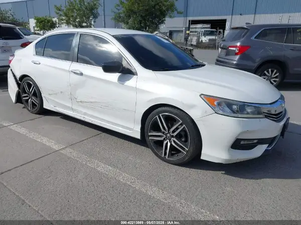 1HGCR2F53HA273474 2017 HONDA ACCORD - Image 1