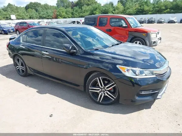 1HGCR2F53HA275984 2017 HONDA ACCORD - Image 1