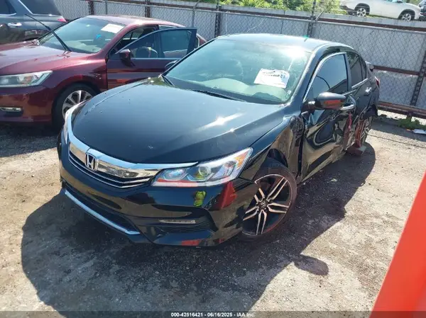 1HGCR2F53HA283499 2017 HONDA ACCORD - Image 2