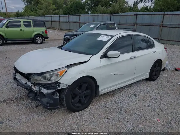 1HGCR2F53HA289206 2017 HONDA ACCORD - Image 2