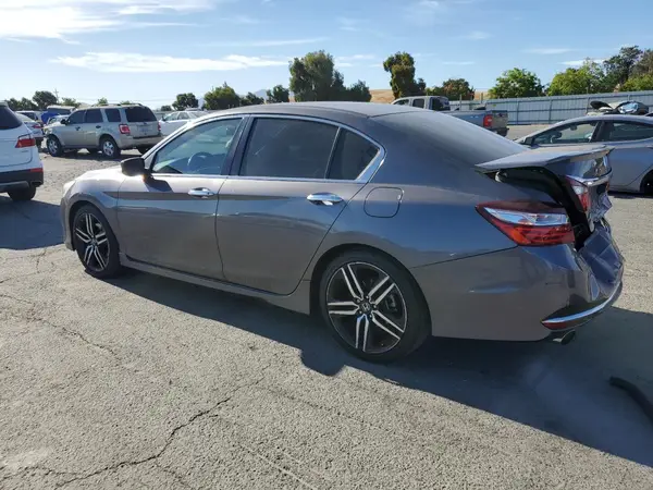 1HGCR2F53HA295488 2017 HONDA ACCORD - Image 2